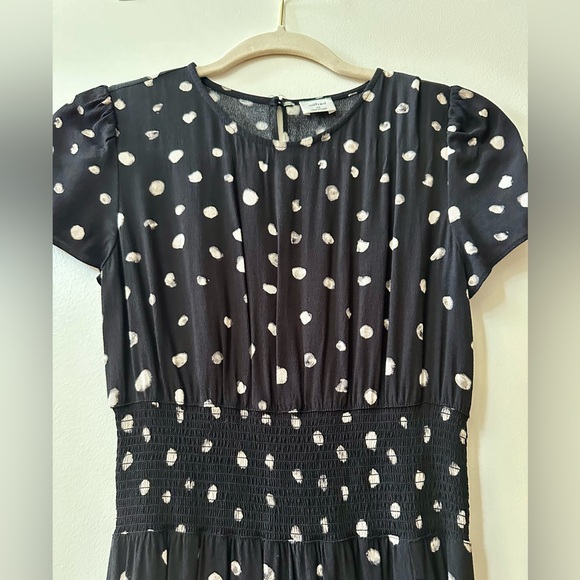 Aritzia Cap-Sleeve Midi-Dress with Side Slit Black and Cream Size XS - Picture 6 of 12